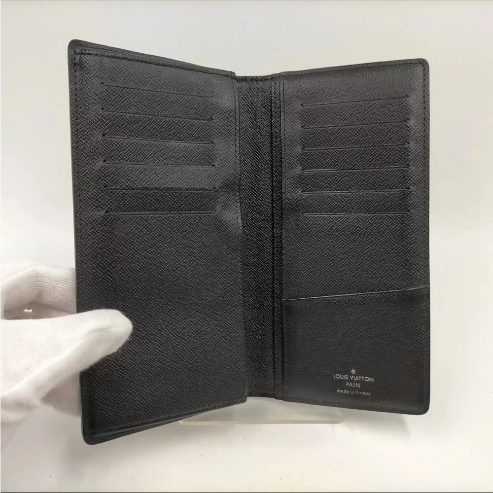 Louis Vuttton Damier Graphite wallet.